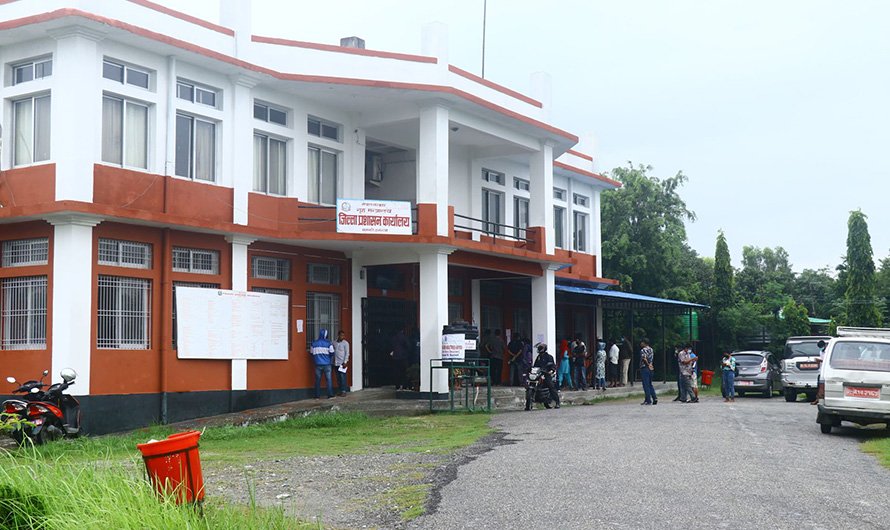 सुनसरीमा अनिश्चितकालीन कर्फ्यु आदेश जारी