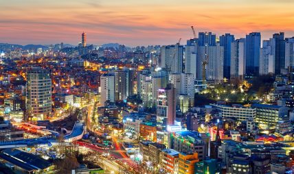 दक्षिण कोरियामा १९ हजार चार सय सात कोरोनाका नयाँ सङ्क्रमित