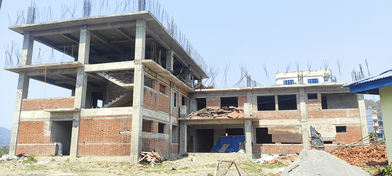 नमूना भेटेरिनरी अस्पताल निर्माण कार्य सुस्त