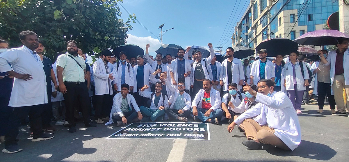 सहमति पछि चिकित्सकहरू आन्दोलन रोकेर काममा फर्किए