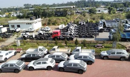 वीरगञ्ज भन्सारका यार्डमा १७९ सवारीसाधन थन्किए