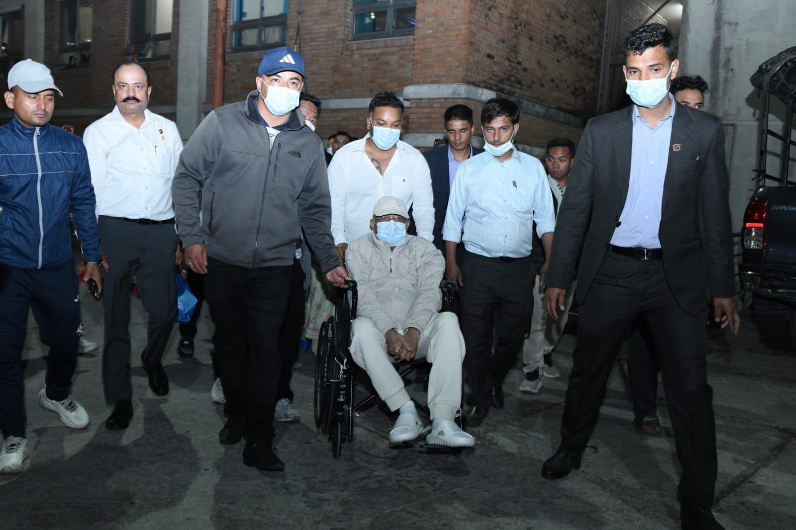 एमाले अध्यक्ष ओली डिस्चार्ज