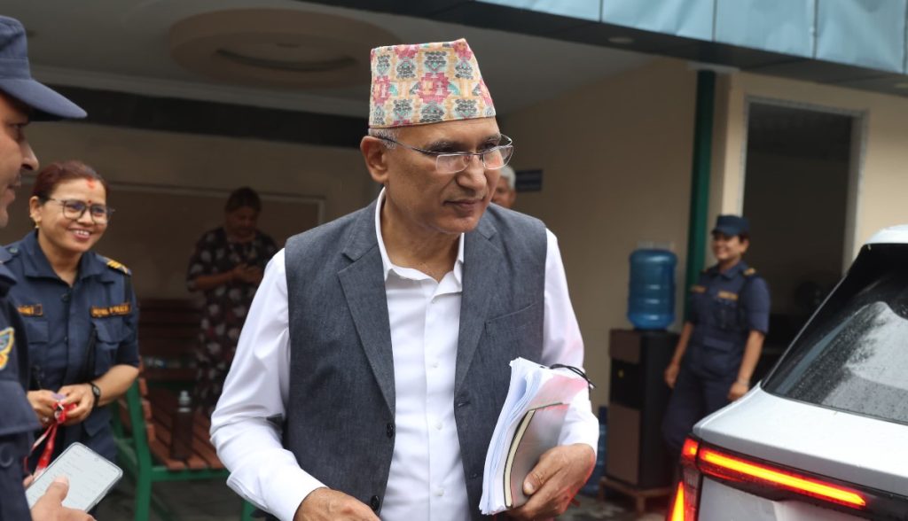 साधारण तारेखमा छुटे विष्णु पौडेल