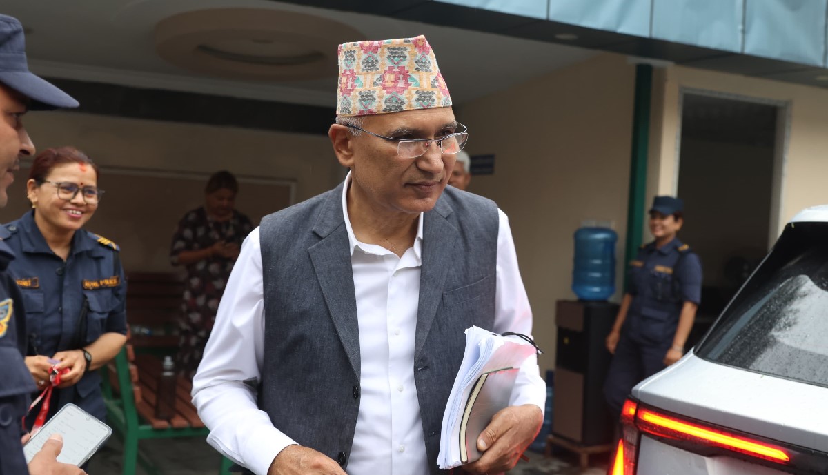 साधारण तारेखमा छुटे विष्णु पौडेल