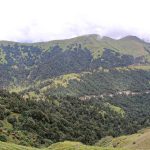 गर्मी छल्न पर्यटक रिग क्षेत्रमा