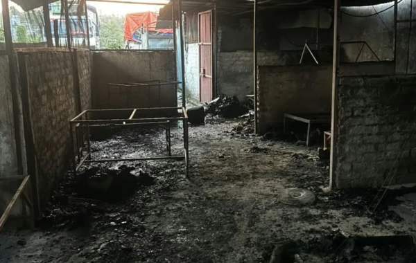 बिर्तामोडको एक ग्यारेजको क्यान्टिनमा आगलागी, वृद्धको जलेर मृत्यु